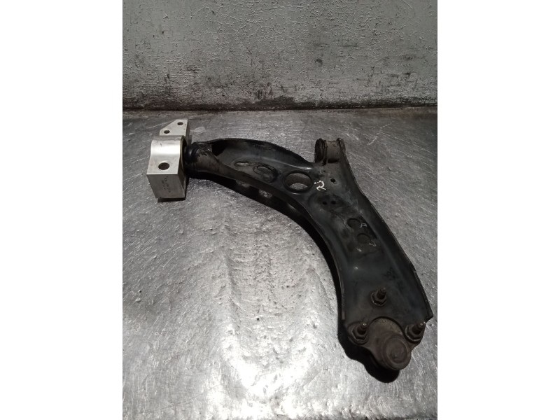 Recambio de brazo suspension inferior delantero izquierdo para volkswagen tiguan (5n_) 2.0 tdi referencia OEM IAM   