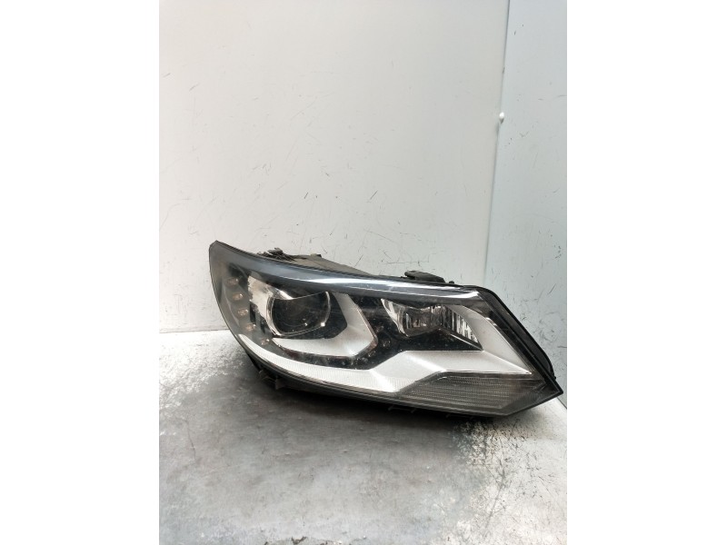Recambio de faro derecho para volkswagen tiguan (5n_) 2.0 tdi referencia OEM IAM 4H0941329 XENON 5DF01011410AM
