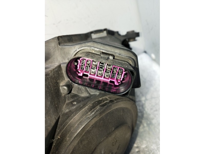 Recambio de faro derecho para volkswagen tiguan (5n_) 2.0 tdi referencia OEM IAM 4H0941329 XENON 5DF01011410AM