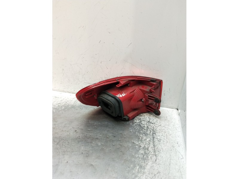 Recambio de piloto trasero derecho para volkswagen tiguan (5n_) 2.0 tdi referencia OEM IAM   