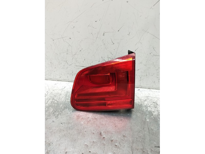 Recambio de piloto trasero derecho interior para volkswagen tiguan (5n_) 2.0 tdi referencia OEM IAM   