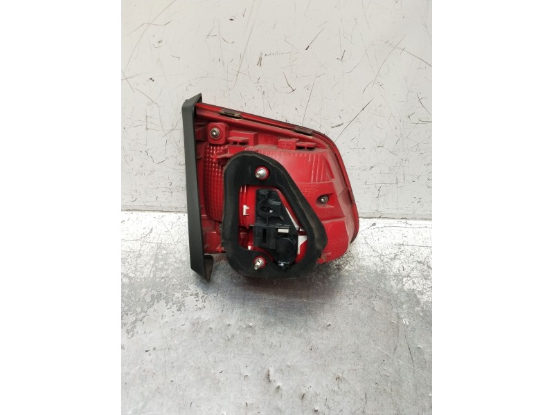 Recambio de piloto trasero derecho interior para volkswagen tiguan (5n_) 2.0 tdi referencia OEM IAM   