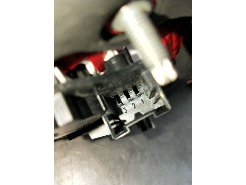 Recambio de piloto trasero derecho interior para volkswagen tiguan (5n_) 2.0 tdi referencia OEM IAM   