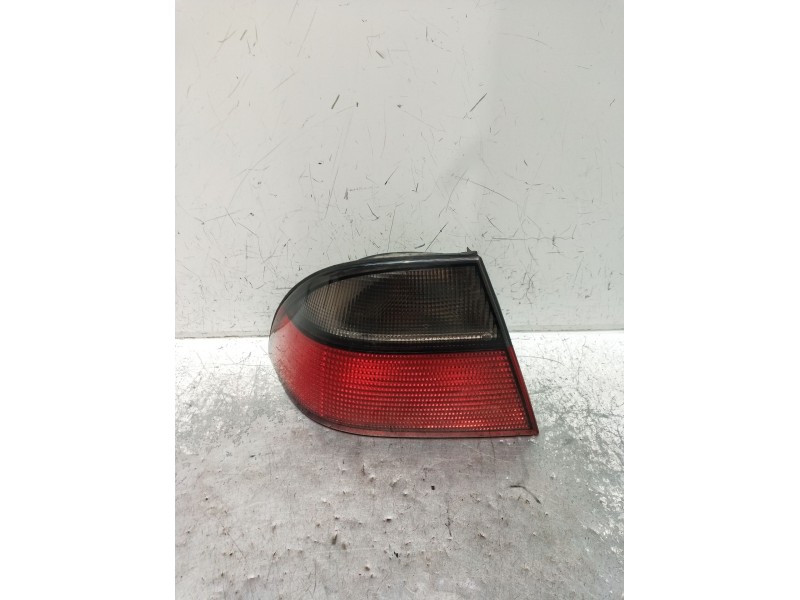 Recambio de piloto trasero izquierdo para saab 9-5 sedán 2.3 cat referencia OEM IAM   