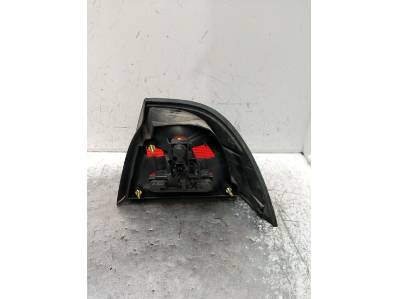 Recambio de piloto trasero izquierdo para saab 9-5 sedán 2.3 cat referencia OEM IAM   