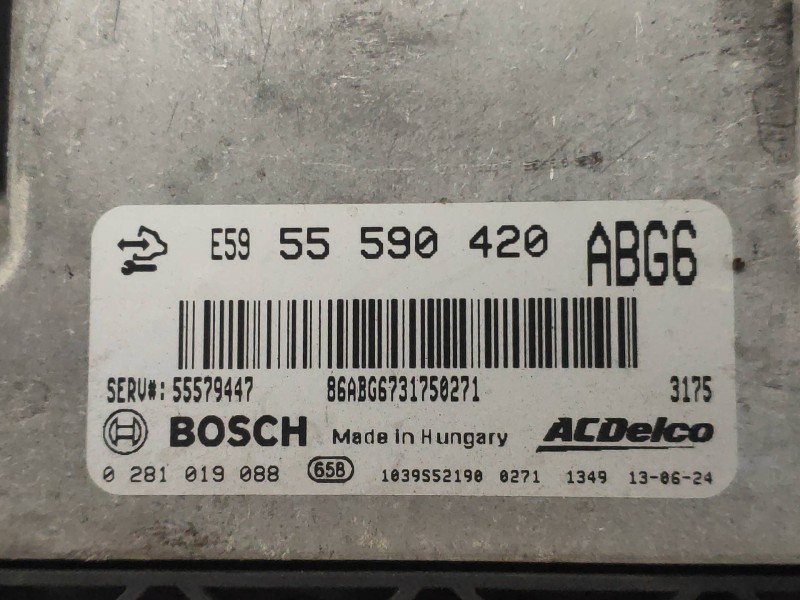 Recambio de centralita motor uce para opel insignia berlina edition referencia OEM IAM 0281019088 55590420 55579447 ABG6
