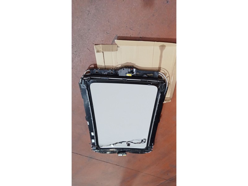 Recambio de techo electrico para volkswagen tiguan (5n_) 2.0 tdi referencia OEM IAM 5N0877041H6Z0  