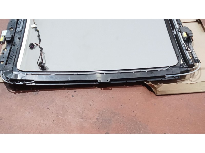Recambio de techo electrico para volkswagen tiguan (5n_) 2.0 tdi referencia OEM IAM 5N0877041H6Z0  