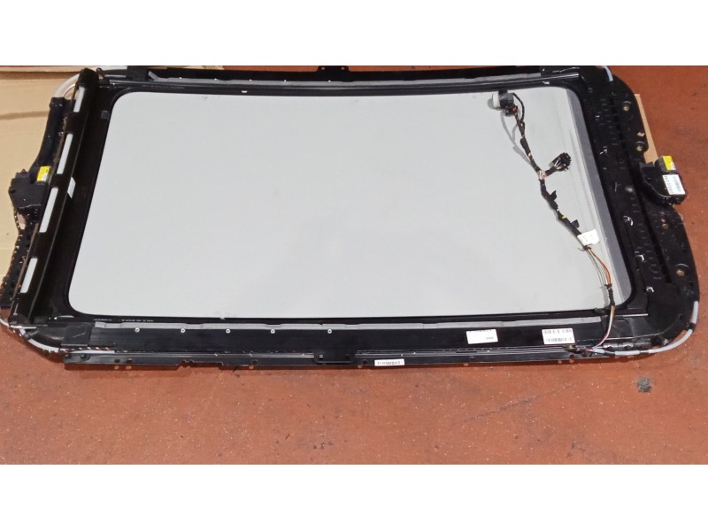 Recambio de techo electrico para volkswagen tiguan (5n_) 2.0 tdi referencia OEM IAM 5N0877041H6Z0  