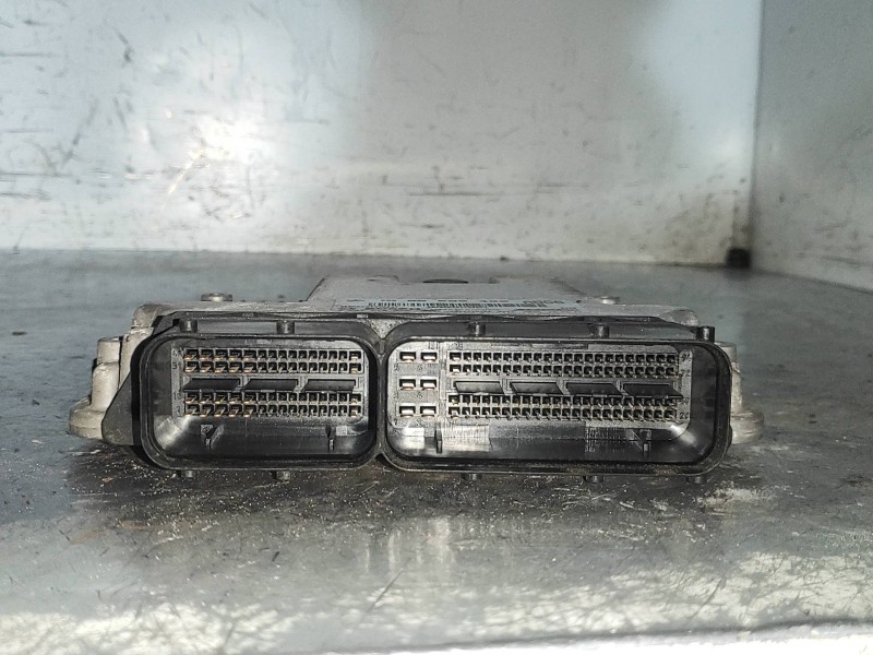 Recambio de centralita motor uce para opel insignia berlina edition referencia OEM IAM 0281019088 55590420 55579447 ABG6