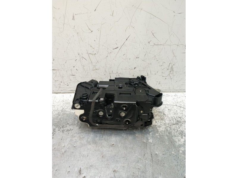 Recambio de motor cierre centralizado trasero izquierdo para volkswagen tiguan (5n_) 2.0 tdi referencia OEM IAM 5N0839015J 5P 
