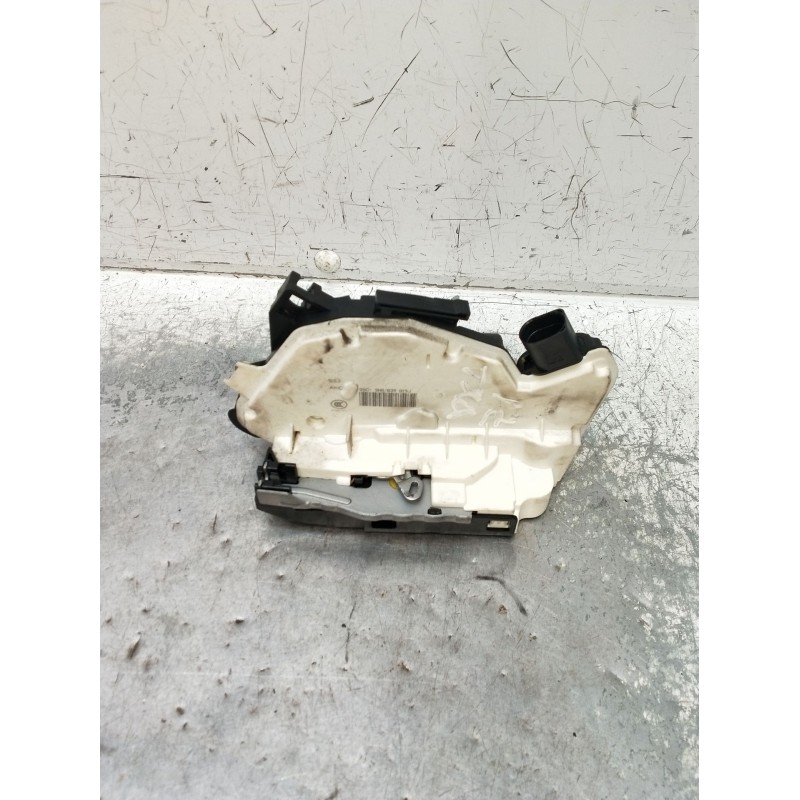 Recambio de motor cierre centralizado trasero izquierdo para volkswagen tiguan (5n_) 2.0 tdi referencia OEM IAM 5N0839015J 5P 