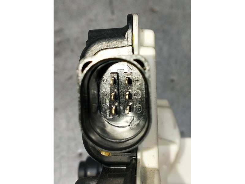 Recambio de motor cierre centralizado trasero izquierdo para volkswagen tiguan (5n_) 2.0 tdi referencia OEM IAM 5N0839015J 5P 