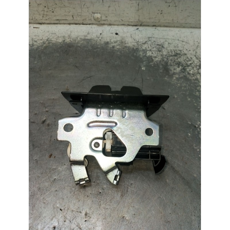 Recambio de motor cierre centralizado porton para audi a3 sportback (8ya, 8yf) 35 tdi referencia OEM IAM 8W9827505C05S 070039 5P