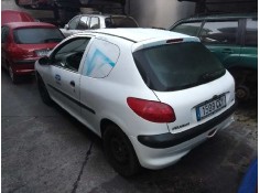 peugeot 206 berlina del año 2002 2