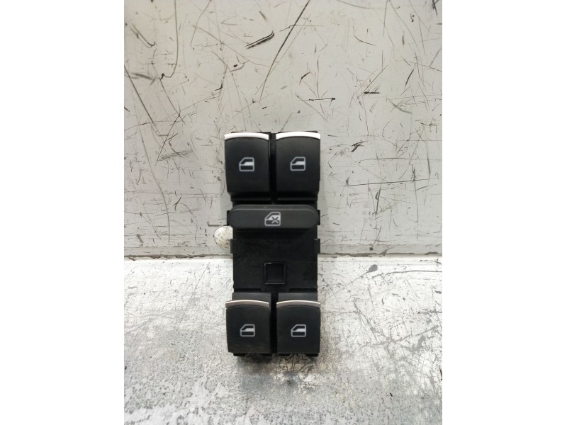 Recambio de mando elevalunas delantero derecho para volkswagen tiguan (5n_) 2.0 tdi referencia OEM IAM 5K4959857  5P