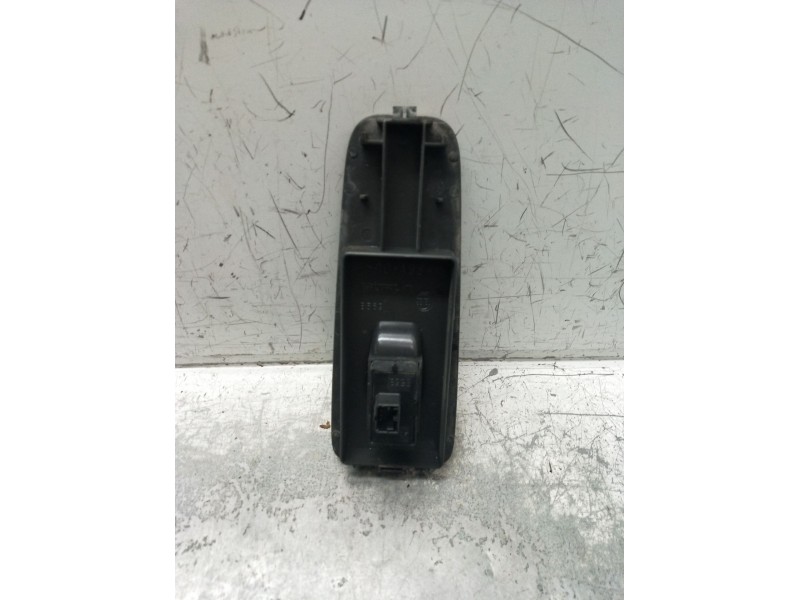 Recambio de mando elevalunas delantero derecho para fiat ducato furgoneta (250_) 120 multijet 2,3 d referencia OEM IAM  5P 