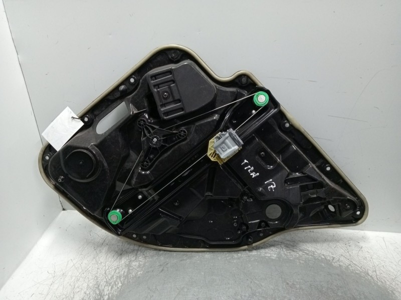 Recambio de elevalunas trasero izquierdo para mercedes-benz clase c (w205) lim. c 220 cdi bluetec (205.004) referencia OEM IAM 0