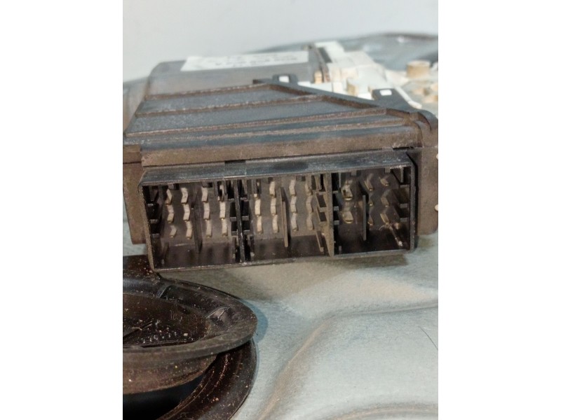 Recambio de elevalunas delantero izquierdo para seat ibiza iii (6l1) 1.9 sdi referencia OEM IAM 6L3837751BF  