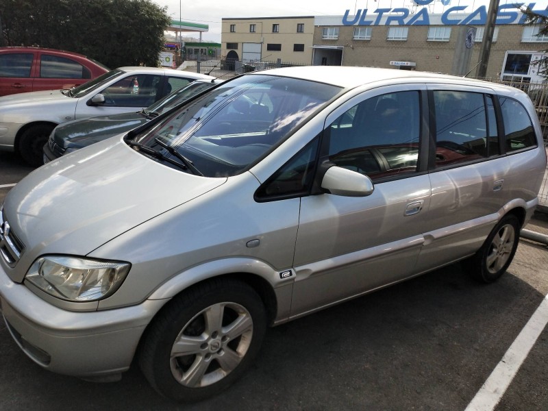 opel zafira a del año 2005