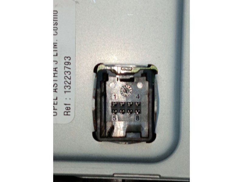 Recambio de pantalla multifuncion para opel astra j lim. cosmo referencia OEM IAM 13223793  