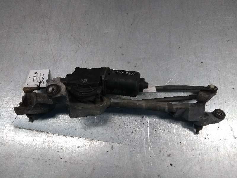 Recambio de motor limpia delantero para mazda premacy (cp) 2.0 turbodiesel cat referencia OEM IAM 8492007121 CB07 