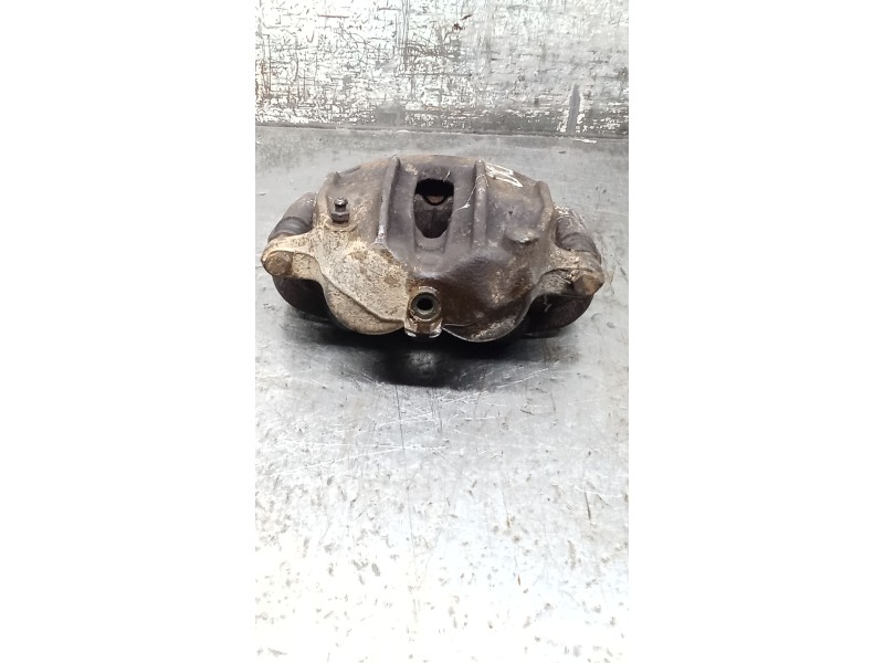 Recambio de pinza freno delantera derecha para nissan terrano ii (r20) 2.7 tdi 4wd referencia OEM IAM   
