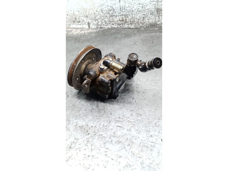 Recambio de bomba direccion para nissan terrano ii (r20) 2.7 tdi 4wd referencia OEM IAM 7F700  