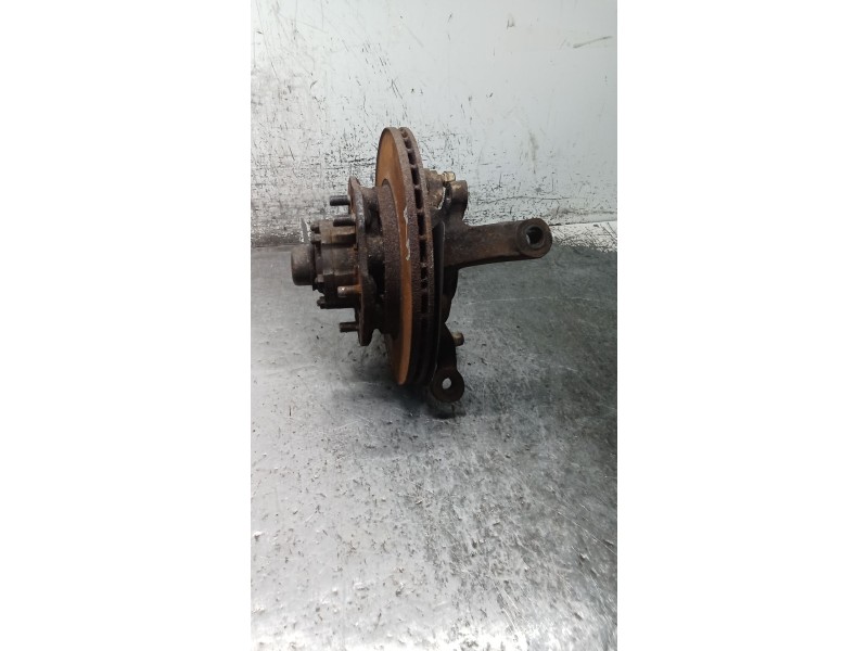 Recambio de mangueta delantera derecha para nissan terrano ii (r20) 2.7 tdi 4wd referencia OEM IAM   