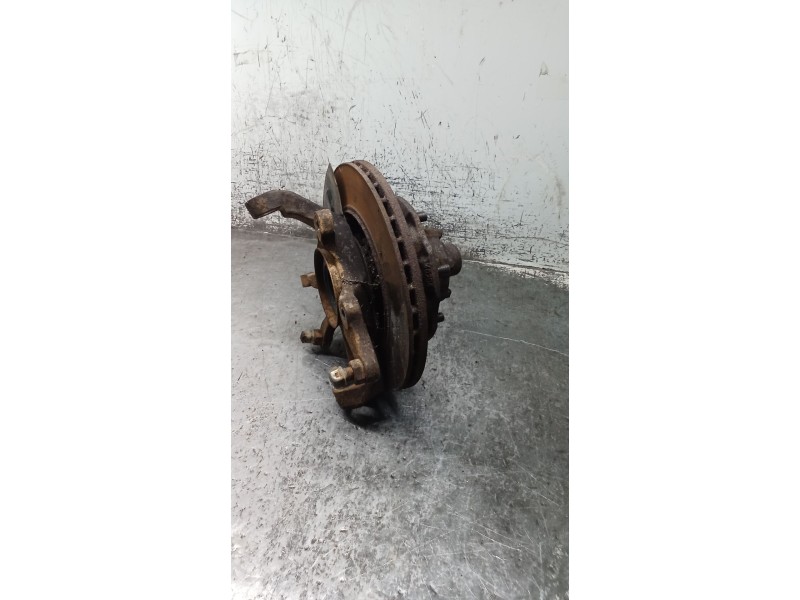 Recambio de mangueta delantera derecha para nissan terrano ii (r20) 2.7 tdi 4wd referencia OEM IAM   