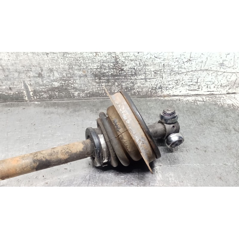 Recambio de transmision delantera izquierda para renault clio ii (bb_, cb_) 1.4 (b/cb0c, b/cb0s) referencia OEM IAM   