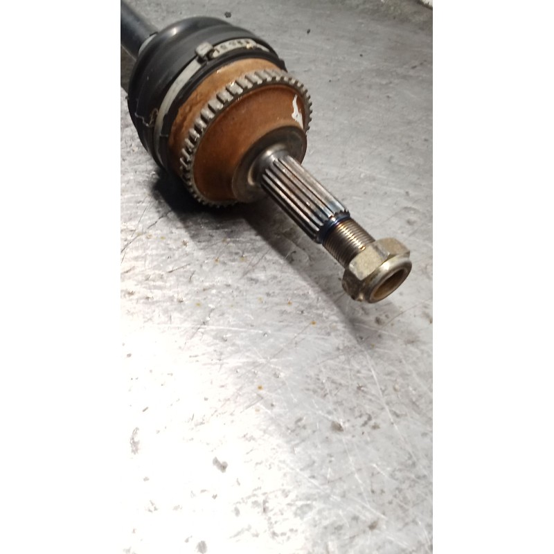 Recambio de transmision delantera derecha para renault clio ii (bb_, cb_) 1.4 (b/cb0c, b/cb0s) referencia OEM IAM   