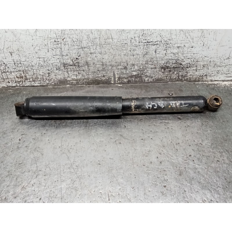Recambio de amortiguador trasero derecho para nissan terrano ii (r20) 2.7 tdi 4wd referencia OEM IAM   