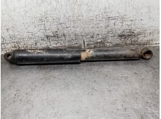 Recambio de amortiguador trasero derecho para nissan terrano ii (r20) 2.7 tdi 4wd referencia OEM IAM    2