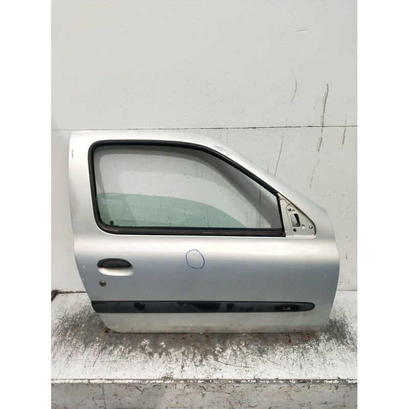 Recambio de puerta delantera derecha para renault clio ii (bb_, cb_) 1.4 (b/cb0c, b/cb0s) referencia OEM IAM  VER FOTOS 3P