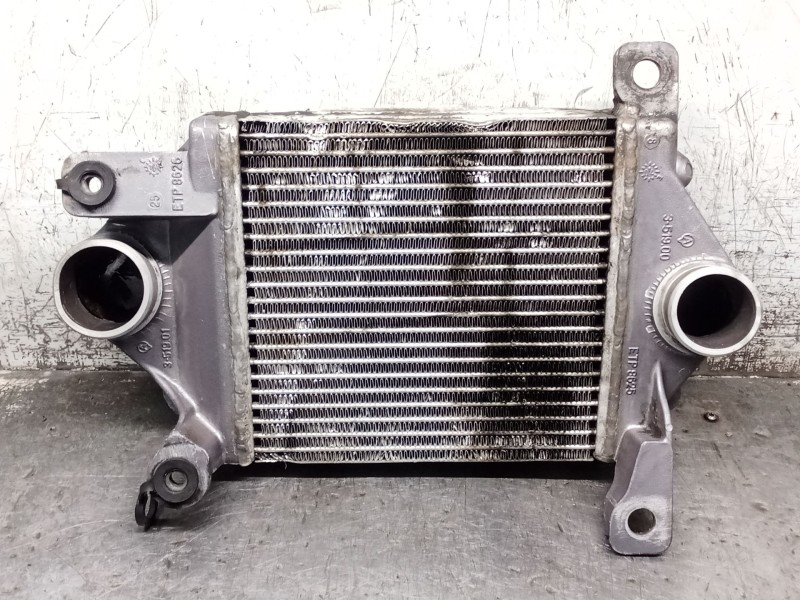 Recambio de intercooler para nissan terrano ii (r20) 2.7 tdi 4wd referencia OEM IAM 351900 ETP8625 
