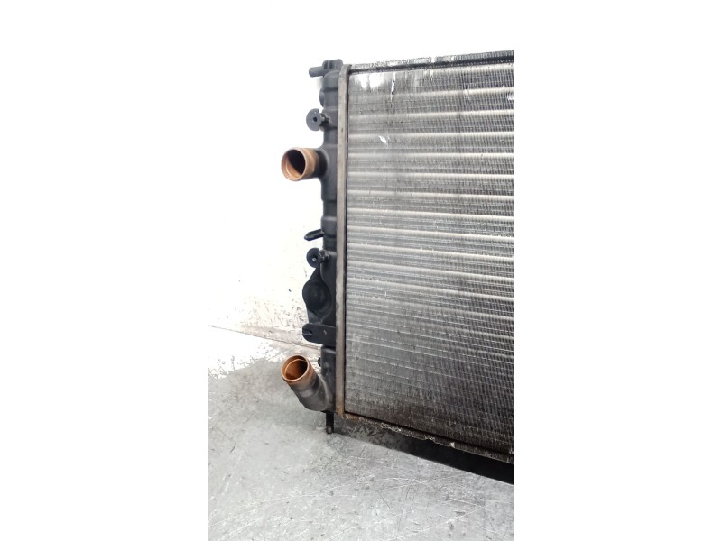 Recambio de radiador agua para renault clio ii (bb_, cb_) 1.4 (b/cb0c, b/cb0s) referencia OEM IAM 7700836301G 856462E 