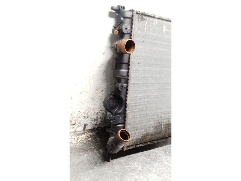 Recambio de radiador agua para renault clio ii (bb_, cb_) 1.4 (b/cb0c, b/cb0s) referencia OEM IAM 7700836301G 856462E 