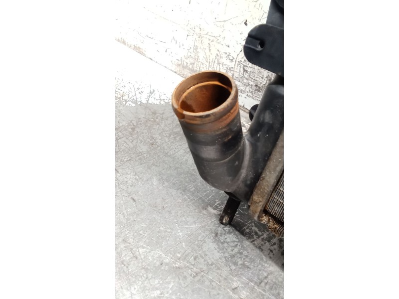 Recambio de radiador agua para renault clio ii (bb_, cb_) 1.4 (b/cb0c, b/cb0s) referencia OEM IAM 7700836301G 856462E 