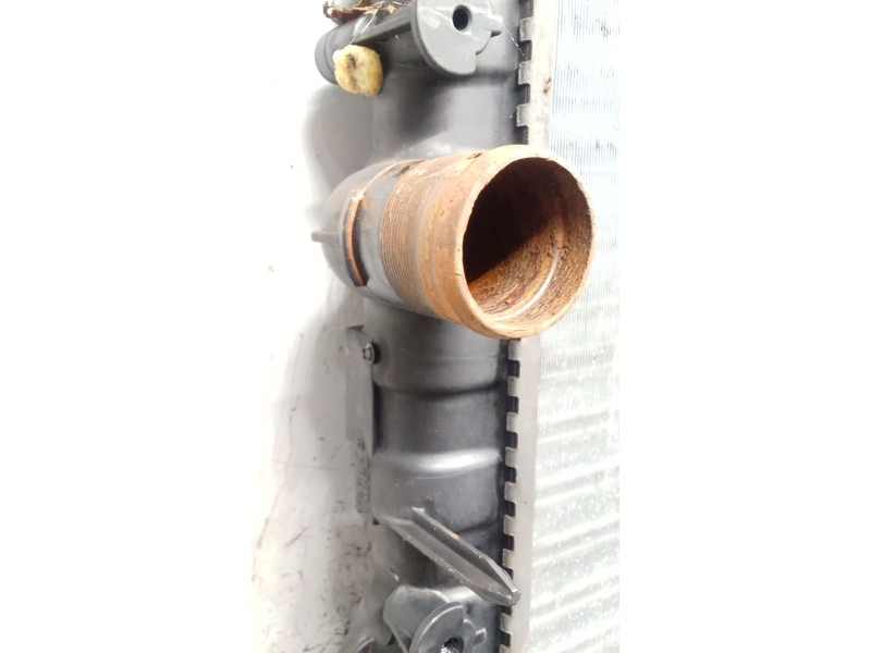 Recambio de radiador agua para renault clio ii (bb_, cb_) 1.4 (b/cb0c, b/cb0s) referencia OEM IAM 7700836301G 856462E 