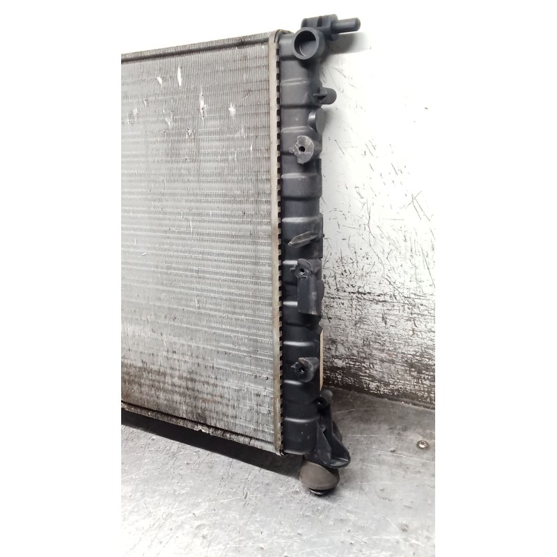 Recambio de radiador agua para renault clio ii (bb_, cb_) 1.4 (b/cb0c, b/cb0s) referencia OEM IAM 7700836301G 856462E 