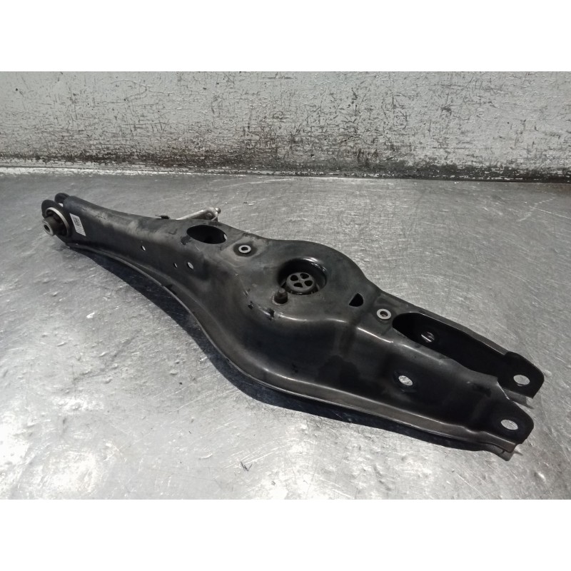 Recambio de brazo suspension inferior trasero izquierdo para audi a3 sportback (8ya, 8yf) 35 tdi referencia OEM IAM 5WA505311A  