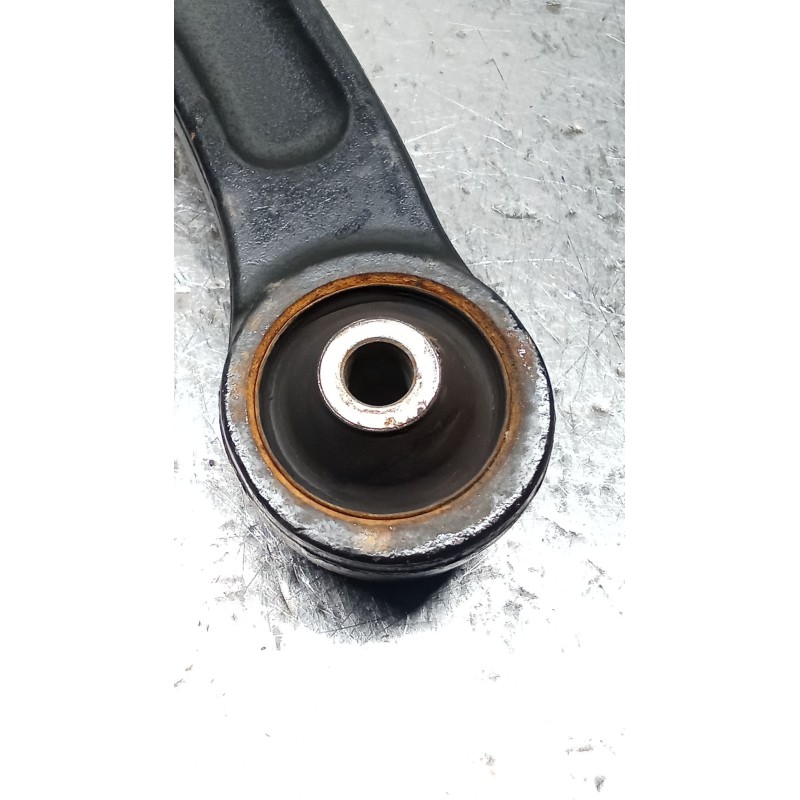 Recambio de brazo suspension inferior delantero derecho para citroën c4 ii (nc_) 1.2 thp 130 referencia OEM IAM 833547 7ATGM1 