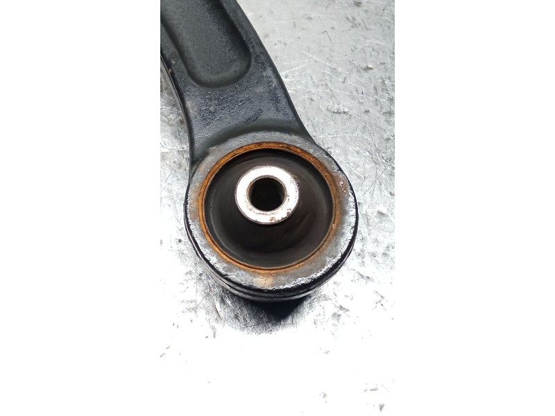Recambio de brazo suspension inferior delantero derecho para citroën c4 ii (nc_) 1.2 thp 130 referencia OEM IAM 833547 7ATGM1 