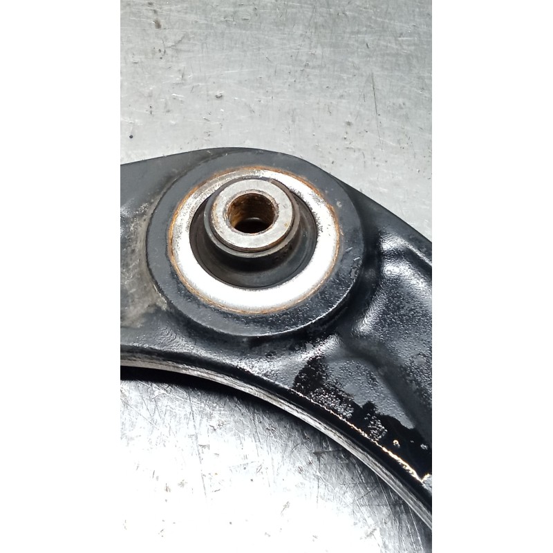 Recambio de brazo suspension inferior delantero derecho para citroën c4 ii (nc_) 1.2 thp 130 referencia OEM IAM 833547 7ATGM1 
