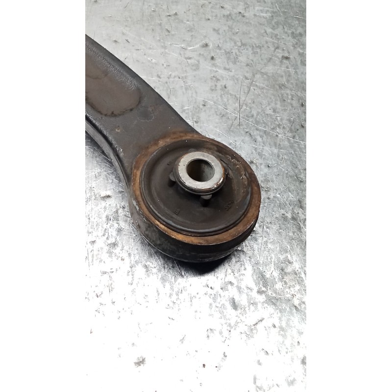 Recambio de brazo suspension inferior delantero izquierdo para citroën c4 ii (nc_) 1.2 thp 130 referencia OEM IAM 833548 7BTGM1 