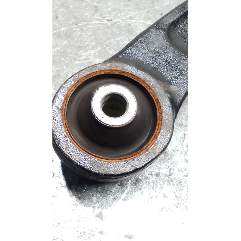 Recambio de brazo suspension inferior delantero izquierdo para citroën c4 ii (nc_) 1.2 thp 130 referencia OEM IAM 833548 7BTGM1 