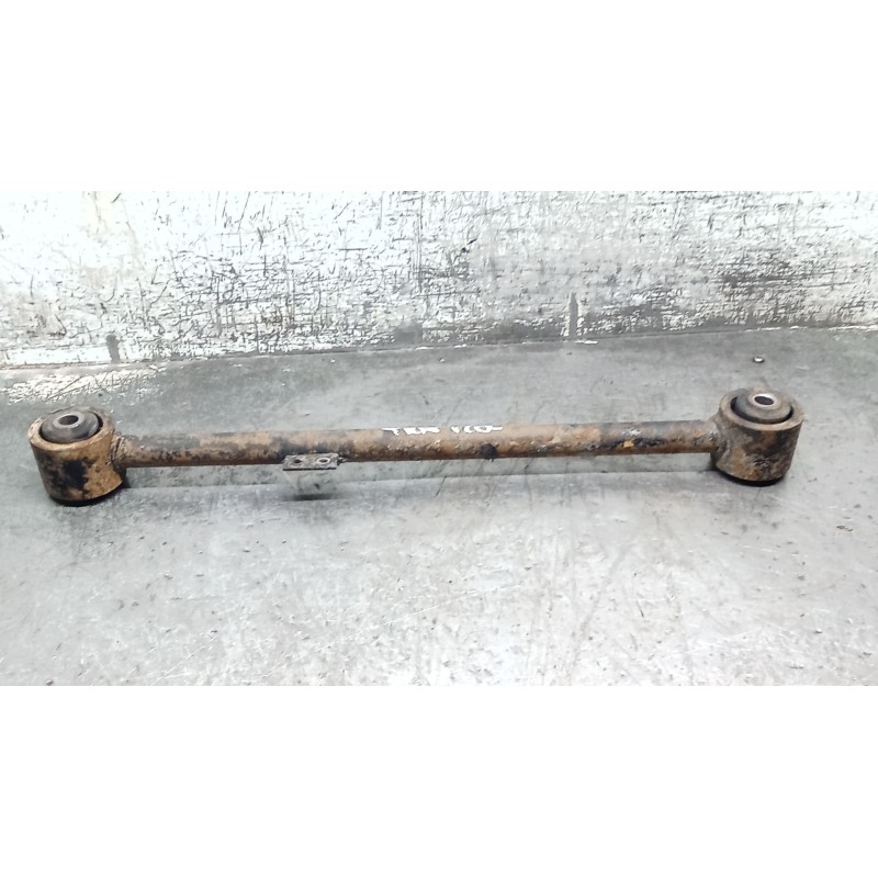 Recambio de brazo suspension superior trasero izquierdo para nissan terrano ii (r20) 2.7 tdi 4wd referencia OEM IAM   