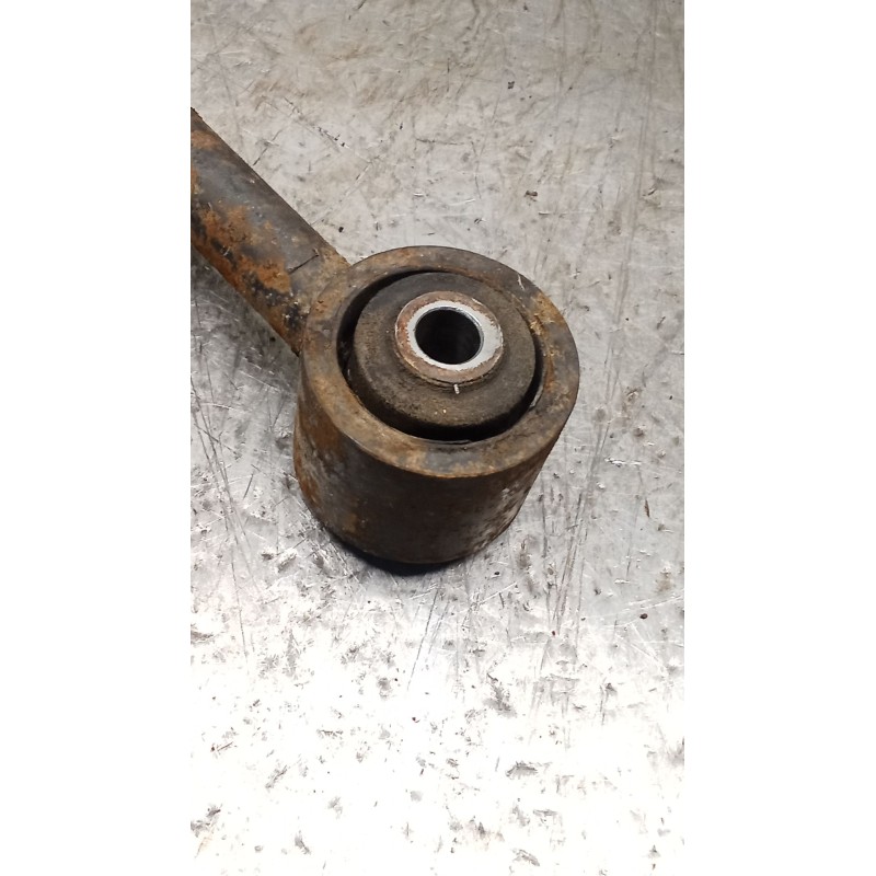 Recambio de brazo suspension superior trasero izquierdo para nissan terrano ii (r20) 2.7 tdi 4wd referencia OEM IAM   