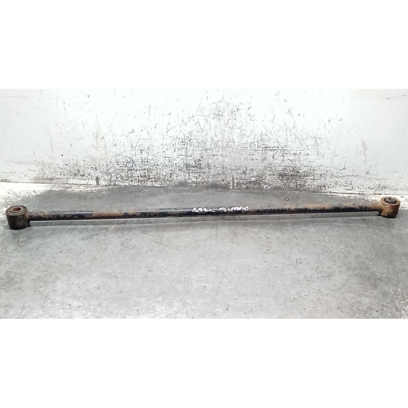Recambio de brazo suspension inferior trasero derecho para nissan terrano ii (r20) 2.7 tdi 4wd referencia OEM IAM BARRA PANHARD 